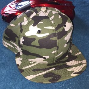 🚨🔥Camo SnapBack Smith’s Brand OSfM🚨🔥WLL❗️